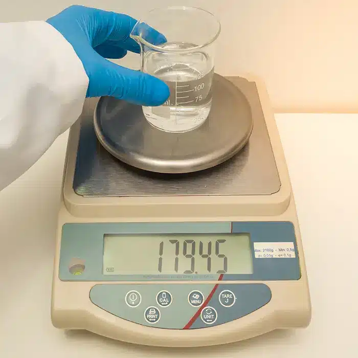 Fornitura-acqua-demineralizzata-batterie-piombo-acido