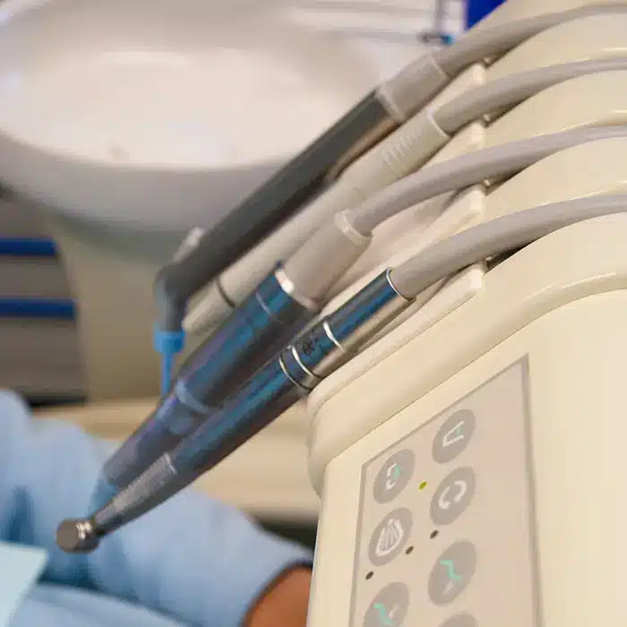 Produzione-acqua-distillata-per-batterie