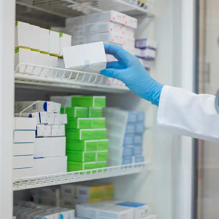 Produzione-acqua-distillata-per-batterie